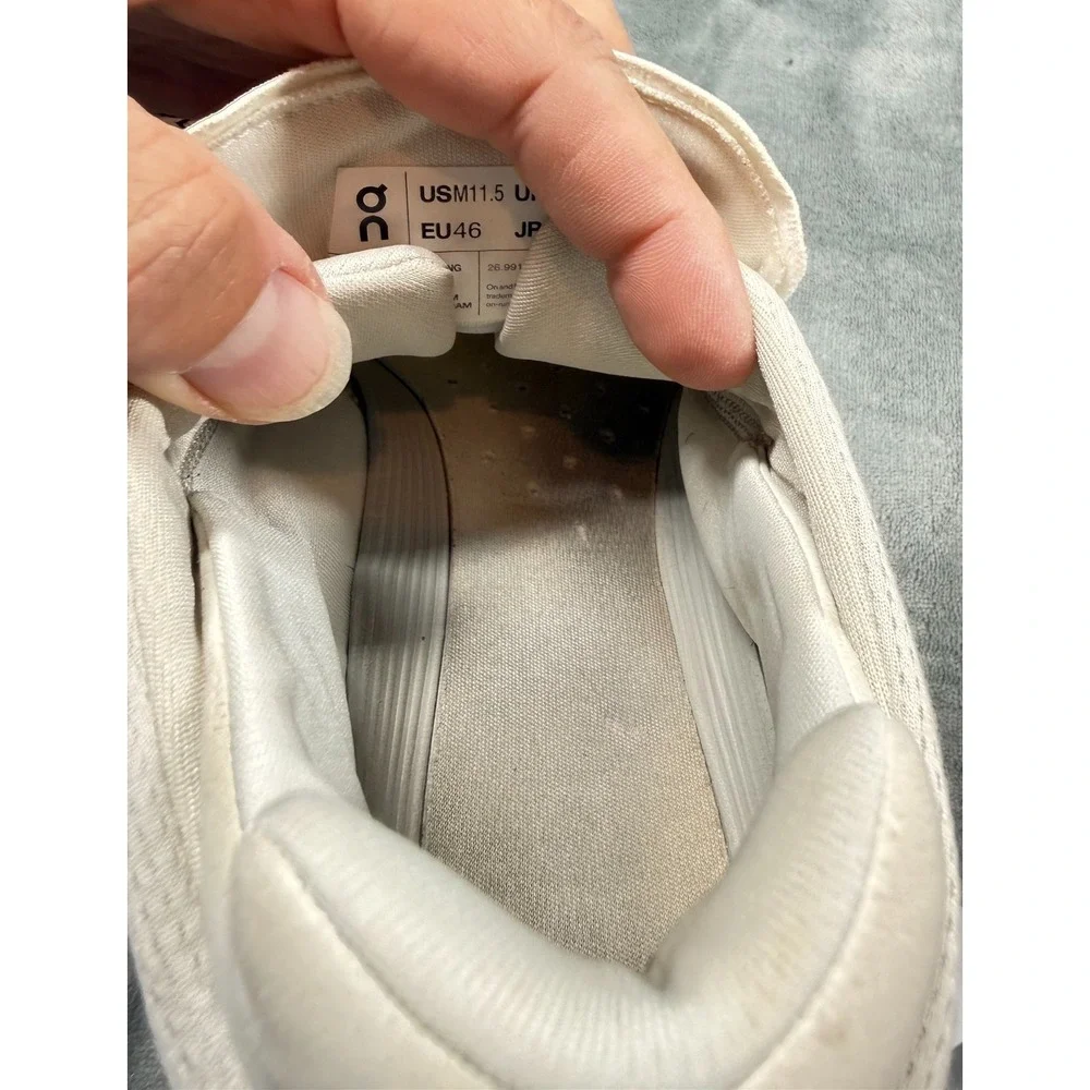 On Cloud Sneakers Mens 11.5 White Tan Cloudtec Running Shoes Lace Up